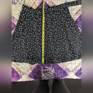 forevwe 21 wrap floral skirt